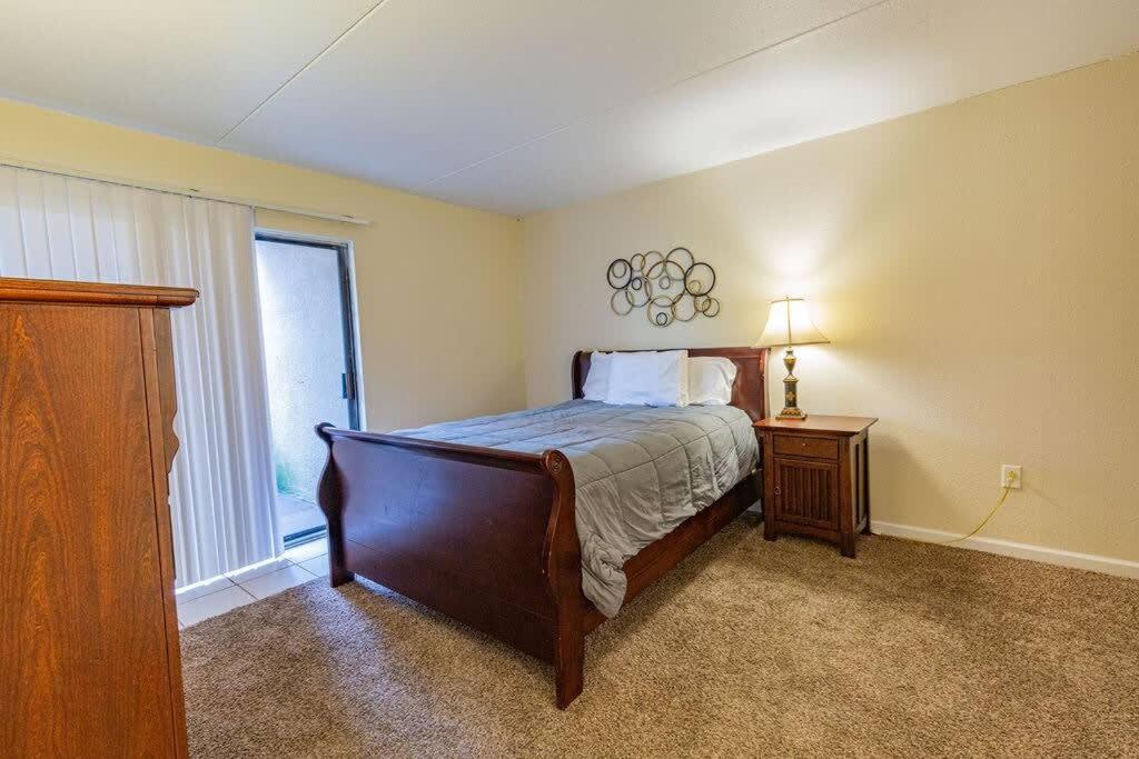 2-Bed, 1-Bath Apartment Near I-24, Great Location Chattanooga Buitenkant foto