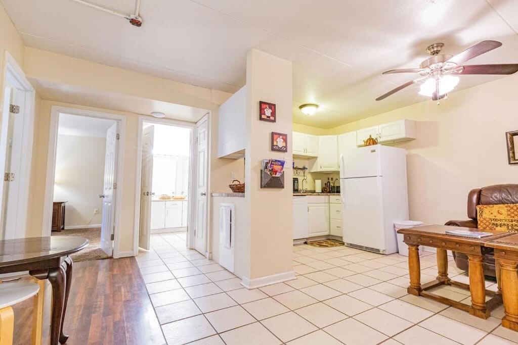 2-Bed, 1-Bath Apartment Near I-24, Great Location Chattanooga Buitenkant foto