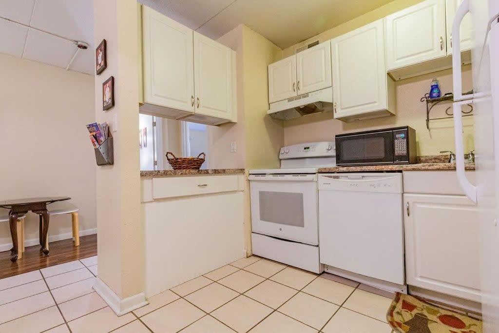 2-Bed, 1-Bath Apartment Near I-24, Great Location Chattanooga Buitenkant foto